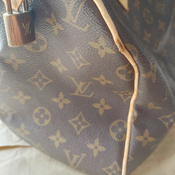 Authentic Louis Vuitton speedy 30 - Picture 5 of 9